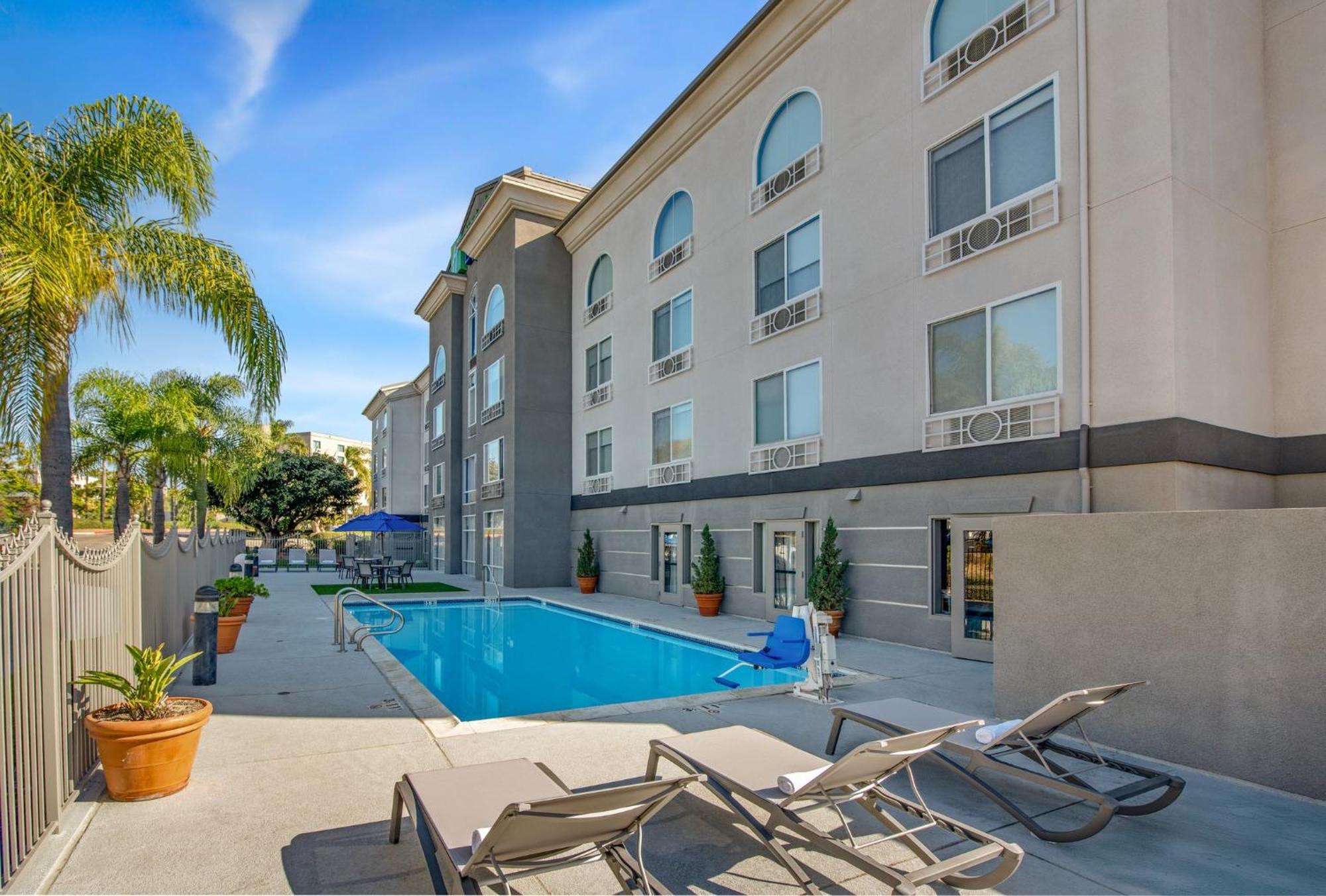 Holiday Inn Express San Diego - Sorrento Valley By Ihg Ngoại thất bức ảnh